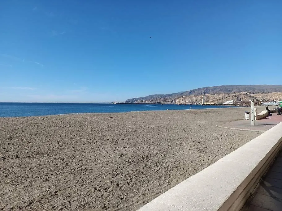 Estupendo Piso Renovado A 30 Metros De La Playa Apartment Almeria Spain