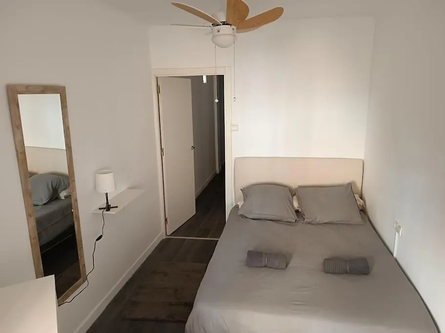 Estupendo Piso Renovado A 30 Metros De La Playa Lejlighed Almería